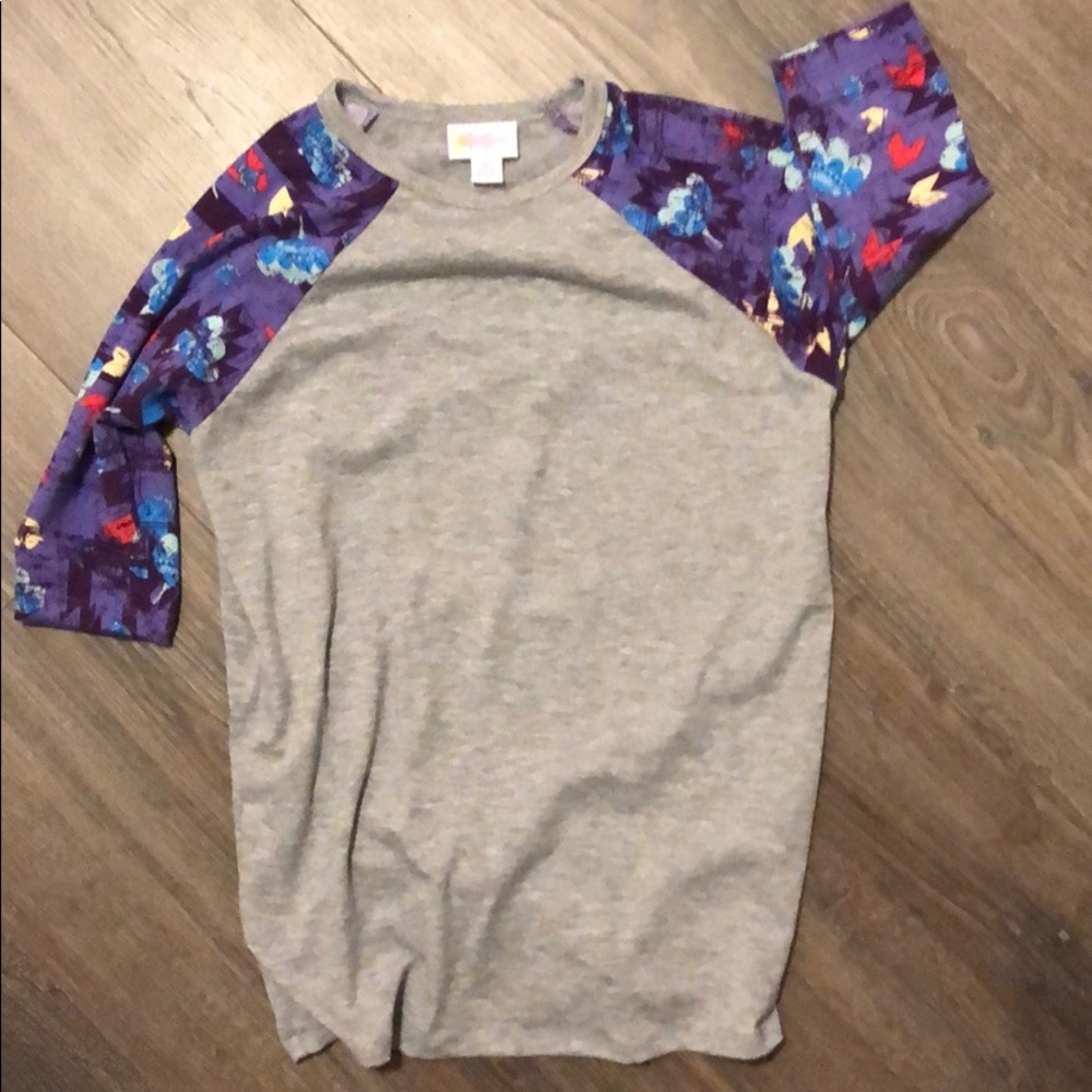 Girls’ LuLaRoe top